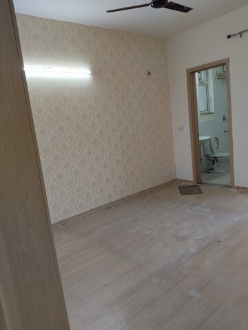 Bedroom in 3 BHK Apartment at Manesar Sector 1a – for Rent