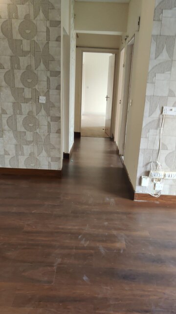 Building Lobby in 3 BHK Apartment at Vipul Belmonte, Sector 53 – for Rent