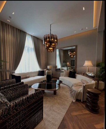 Living Room in 4 BHK Builder Floor at Sector 33 – for Sale
