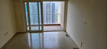 Room in 2.5 BHK Apartment at Runwal Greens, Mulund West – for Sale