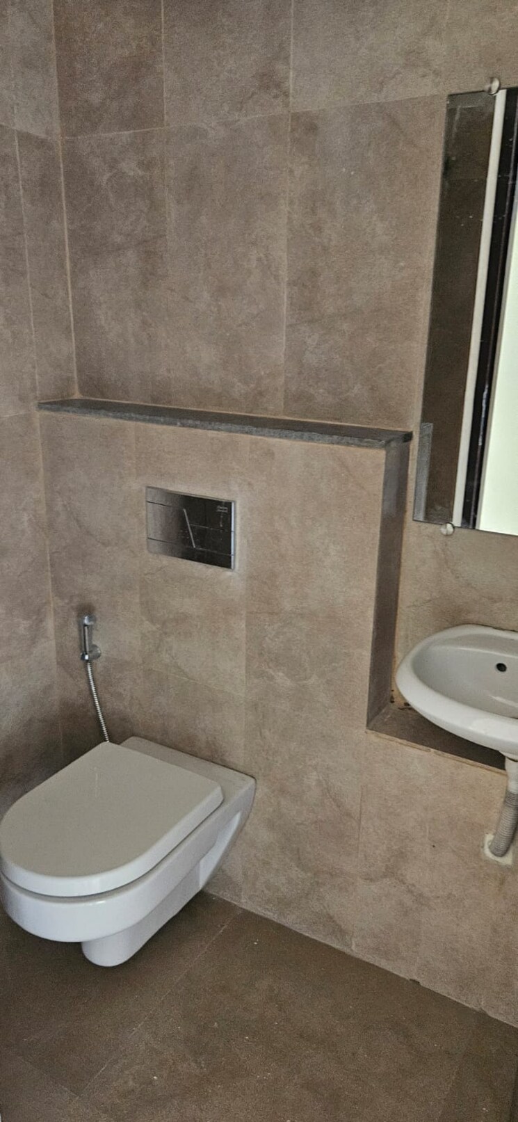 Bathroom, runwal-greens 2.5 Bedroom 932 Sq.Ft. Apartment In Mulund West Mumbai 8769754