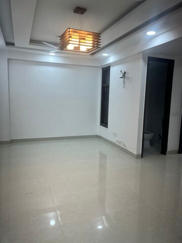 Room in 3 BHK Villa at Mehrauli – for Rent