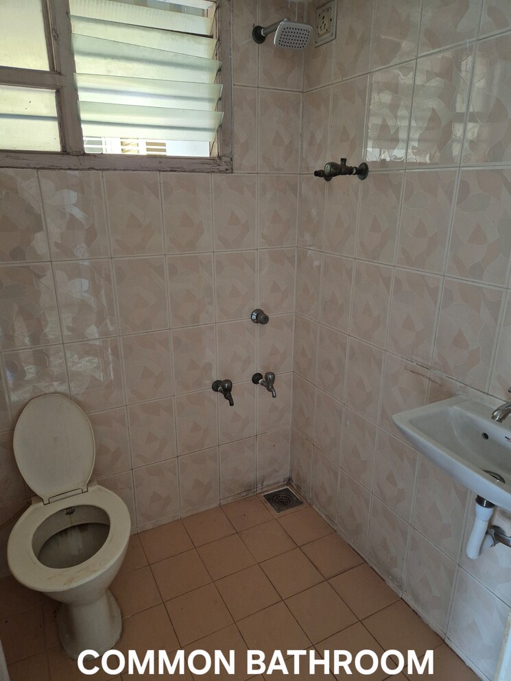 Bathroom, ellisbridge 3 Bedroom 2450 Sq.Ft. Apartment In Ellisbridge Ahmedabad 8769761