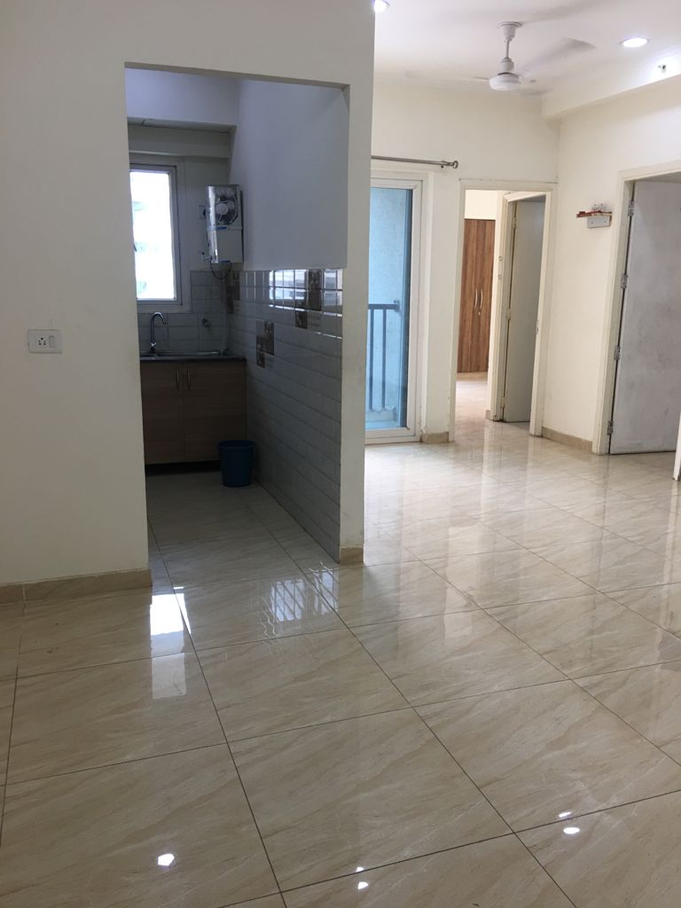 2 BHK Apartment For Sale in Gaur City 2 - 14th Avenue