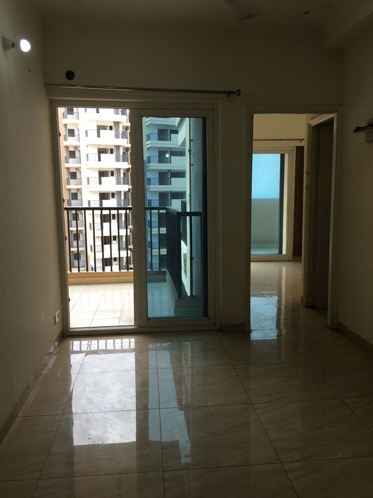 Room, gaur-city-2-14th-avenue 2 Bedroom 1040 Sq.Ft. Apartment In Sector 16c Greater Noida Greater Noida 8769820