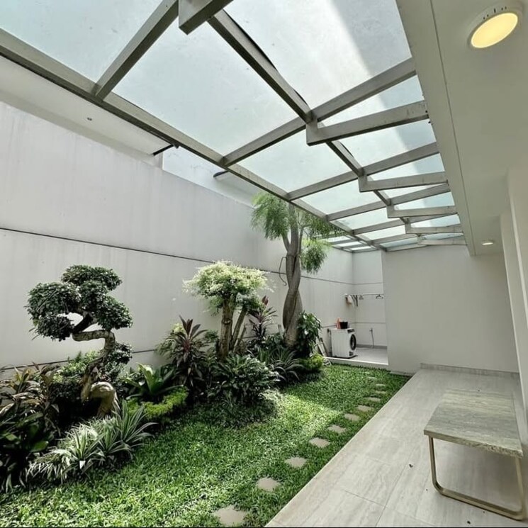 Balcony, sector 32 3 Bedroom 2430 Sq.Ft. Penthouse In Sector 32 Faridabad 8769848