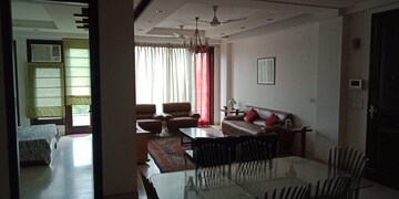 3 BHK Builder Floor For Rent in Saket