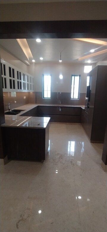 Kitchen in 4 BHK Builder Floor at Sector 85 – for Sale