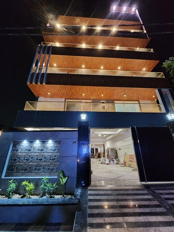 4 BHK Builder Floor For Sale in Rajendra Nagar