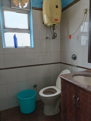 Bathroom in 3 BHK Apartment at Maple Crescent, Sector 43 – for Rent
