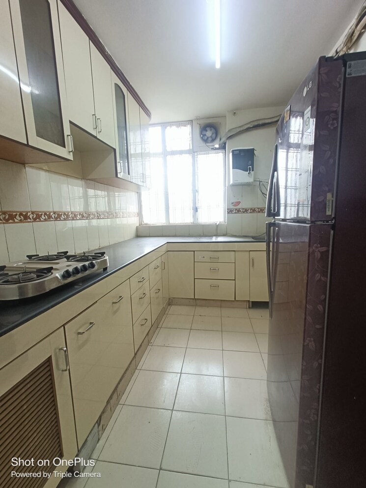 Kitchen, maple-crescent 3 Bedroom 1345 Sq.Ft. Apartment In Sector 43 Gurgaon 8770052