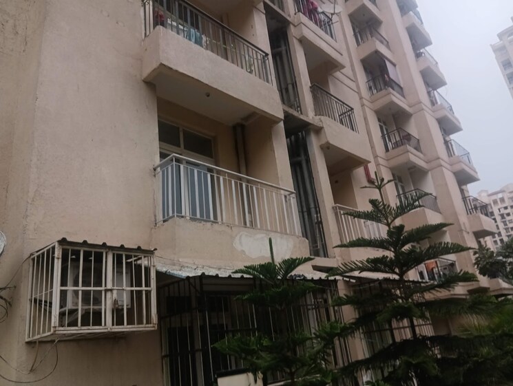 Exterior View, amrapali-princely-estate 2.5 Bedroom 1015 Sq.Ft. Apartment In Sector 76 Noida 8702840