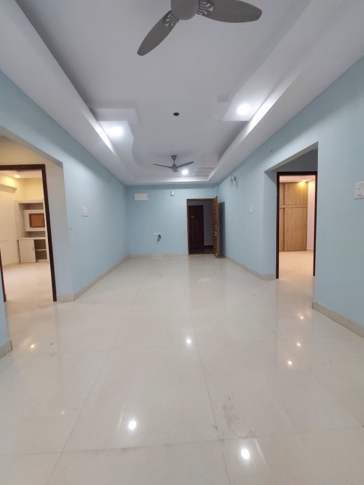 3 BHK Apartment For Sale in New Silver Ton