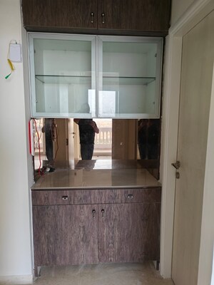 Furnished Amenities in 3 BHK Apartment at DLF The Skycourt, Sector 86 – for Sale