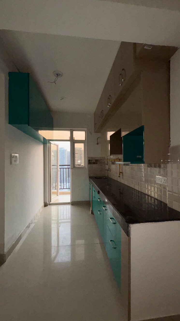 Kitchen, ratan-pearls 2 Bedroom 615 Sq.Ft. Apartment In Sector 16 Greater Noida Greater Noida 8770051