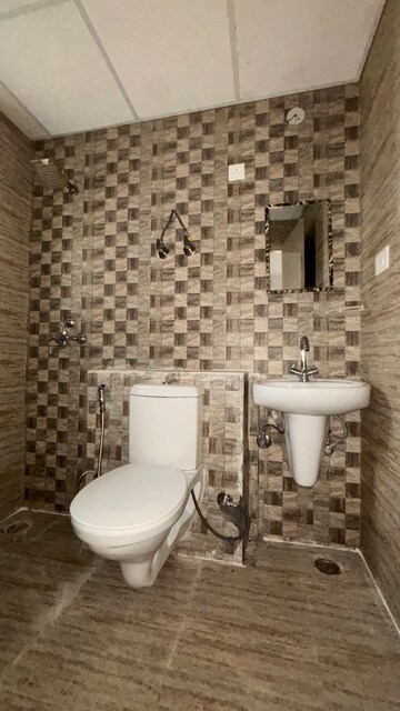 Bathroom in 2 BHK Apartment at Ratan Pearls, Sector 16 Greater Noida – for Sale