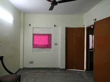 1 BHK Apartment For Rent in Sarita Vihar