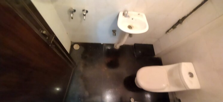 Attached Bathroom, rwa-jasola-sector-8-sfs-flat 1 RK 350 Sq.Ft. Apartment In Jasola Delhi 8770054