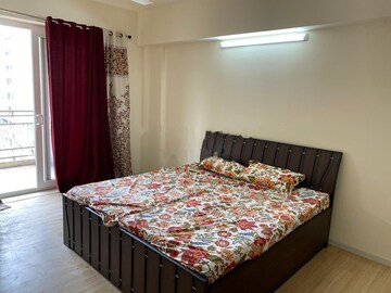 Bedroom in 3 BHK Apartment at DLF The Skycourt, Sector 86 – for Rent