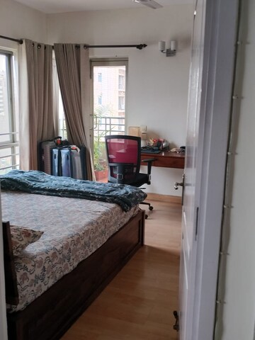Master Bedroom in 4 BHK Apartment at Central Park I, Sector 42 – for Sale