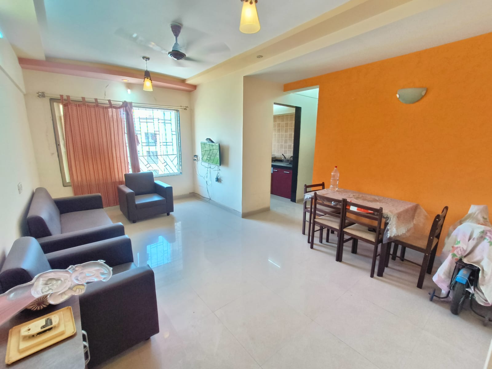 2 BHK + Pooja Room 950 Sq.Ft. Apartment in Agarwal And Doshi Complex