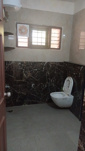 Parking in 4 BHK Apartment at SLN Tulips, Dollars Colony – for Rent