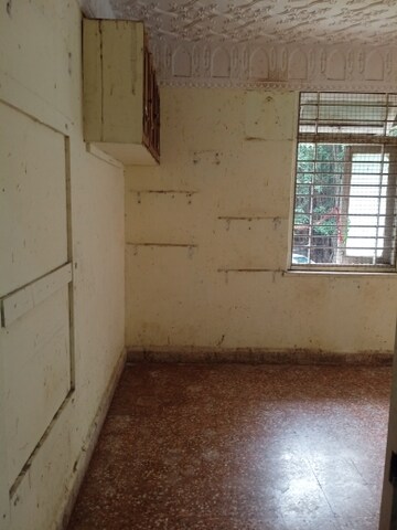 Room in 1 BHK Apartment at Andheri West – for Rent