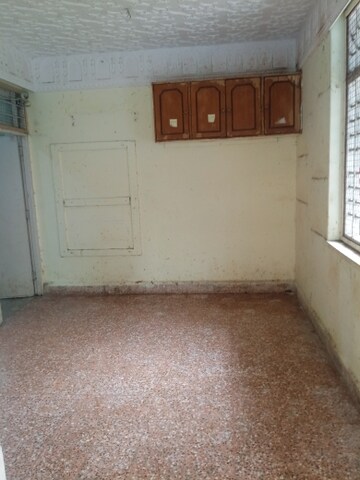 Bedroom in 1 BHK Apartment at Andheri West – for Rent