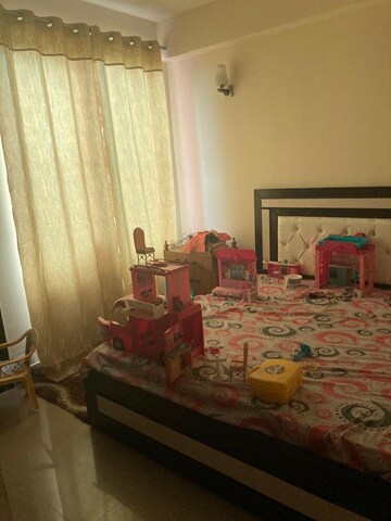 Bedroom in 3 BHK Builder Floor at SS Southend Floors, South City 2 – for Rent