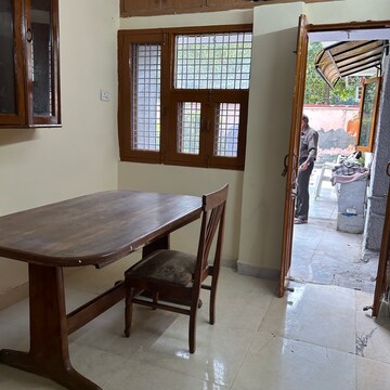 Bedroom in 2 BHK Apartment at Rwa Jalvayu Vihar Noida, Sector 25 – for Rent