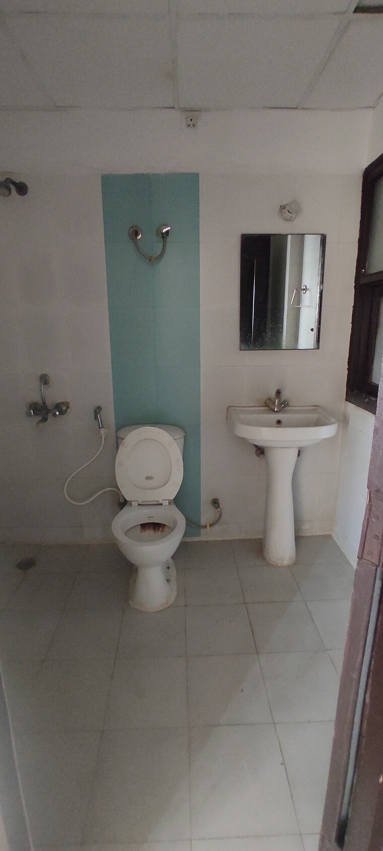 Bathroom, rps-savana 2.5 Bedroom 1339 Sq.Ft. Apartment In Sector 88 Faridabad 8770120
