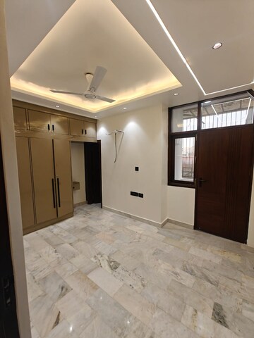 3 BHK Builder Floor For Rent in Kohli One Malibu Town, Sector 47