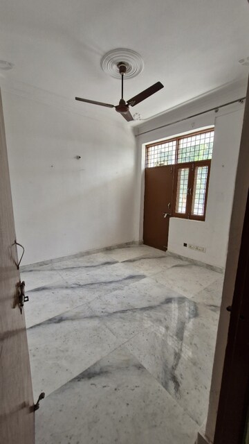 2 BHK Independent House For Rent in Sector 108