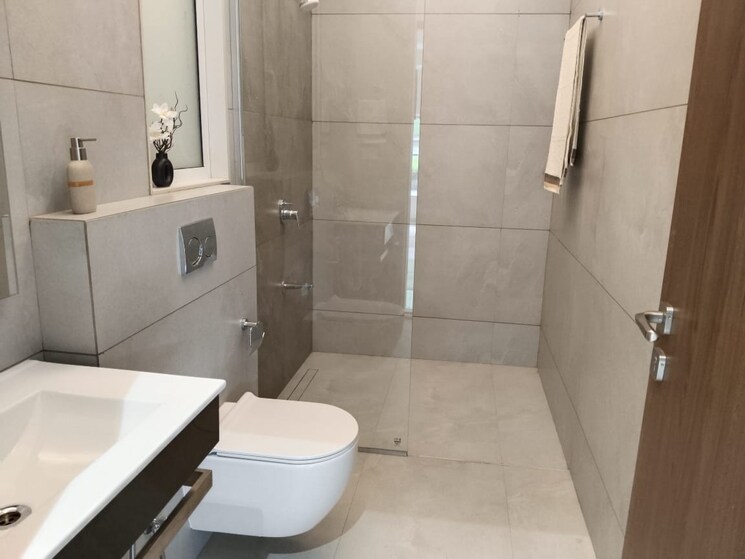 Attached Bathroom, koregaon park annexe 3 Bedroom 1243 Sq.Ft. Apartment In Koregaon Park Annexe Pune 8770117