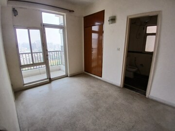 4 BHK Apartment For Rent in JMD Gardens, Sector 33