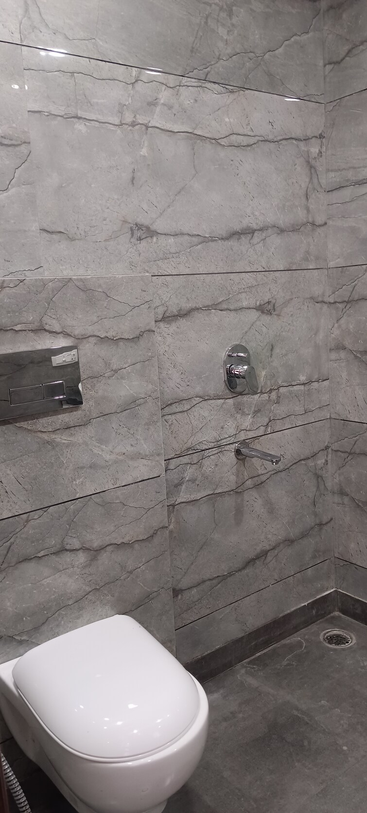 Bathroom, janakpuri 2 Bedroom 800 Sq.Ft. Builder Floor In Janakpuri Delhi 8770217