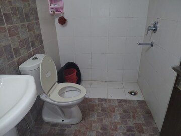 Bathroom in 3 BHK Apartment at Amrapali Green, Vaibhav Khand – for Sale