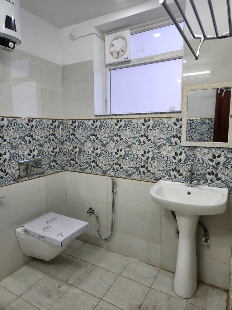 Master Bedroom, sahastradhara road 1 Bedroom 750 Sq.Ft. Builder Floor In Sahastradhara Road Dehradun 8770254