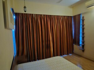 Master Bedroom in 2.5 BHK Apartment at Lodha Aria, Parel – for Rent