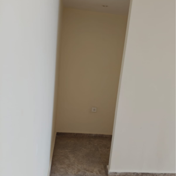 Furnished Amenities in 2 BHK Apartment at Lodha Altia, Wadala Truck Terminal – for Rent