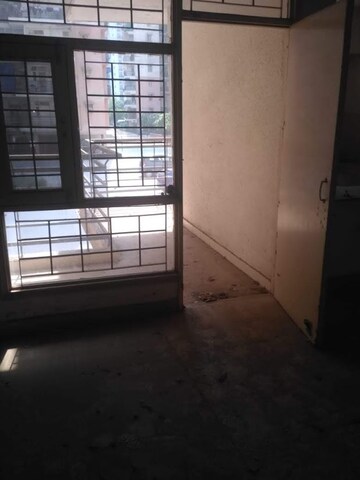 Room in 2 BHK Apartment at Gaur Grandeur, Sector 119 – for Sale