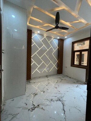 Room in 3.5 BHK Builder Floor at SA HOMES I, Uttam Nagar – for Sale