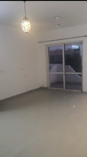 Room in 3.5 BHK Builder Floor at BPTP Park 81, Sector 81 – for Sale