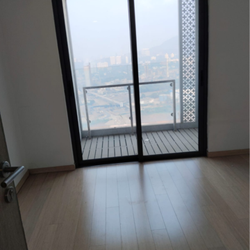 Room in 2 BHK Apartment at Lodha Gardenia, Wadala Truck Terminal – for Rent
