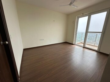 Room in 3 BHK Apartment at Sector 88 – for Rent