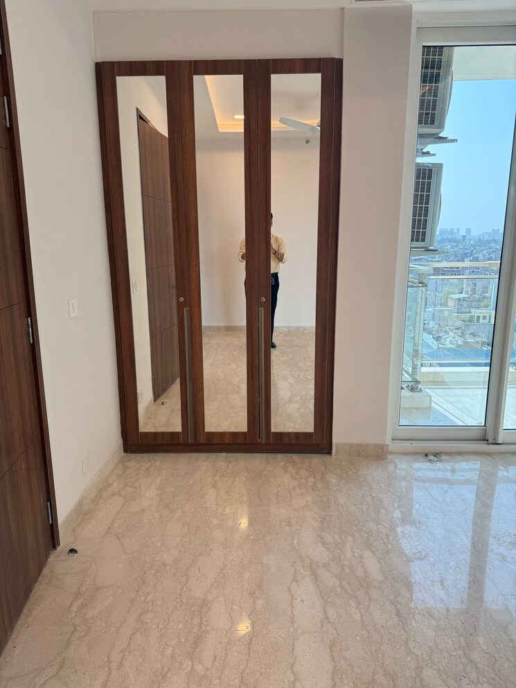 Room, parsvnath-exotica 3 Bedroom 2895 Sq.Ft. Apartment In Sector 53 Gurgaon 8770402