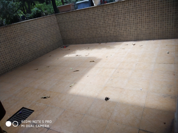 2.5 BHK + Servant Room Builder Floor For Sale in Unitech Singleton Floors South City