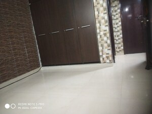 Furnished Amenities in 2.5 BHK Builder Floor at Unitech Singleton Floors South City, Sector 50 – for Sale