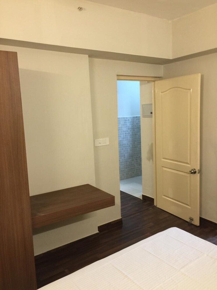 Room, paras-tierea 1 Bedroom 495 Sq.Ft. Apartment In Sector 137 Noida 8770436