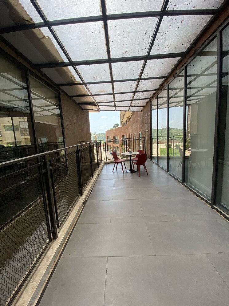 Balcony, shapoorji-pallonji-vanaha-golfland 2 Bedroom 1050 Sq.Ft. Apartment In Bavdhan Pune 8770408